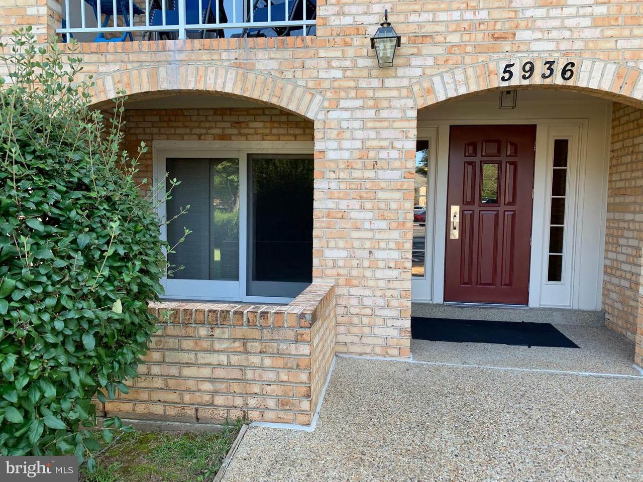5936 Cove Landing Road - Photo 1