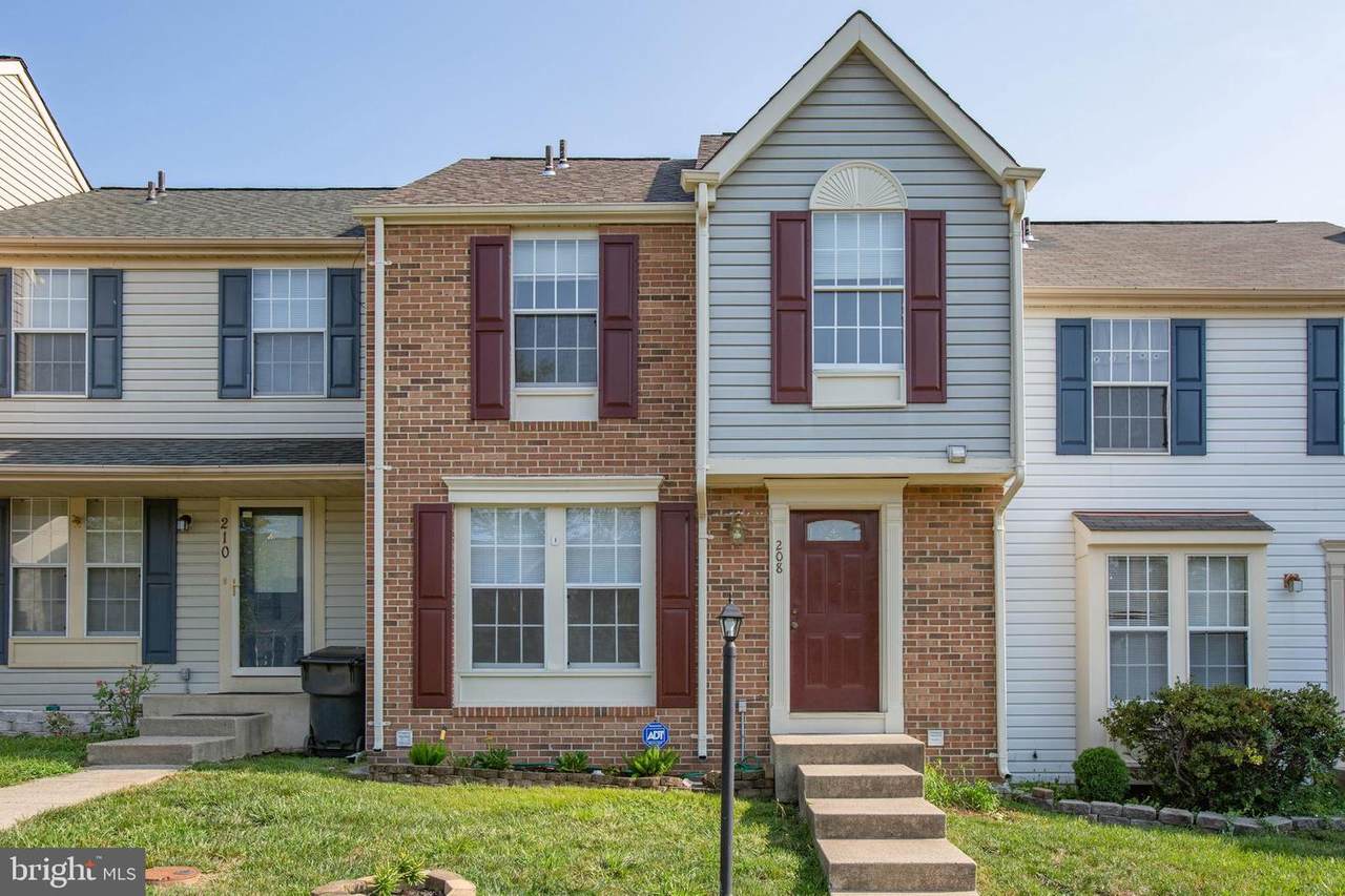 208 Independence Drive - Photo 1