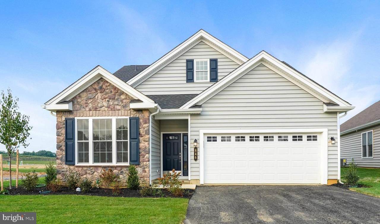 846 Founders Way - Photo 1