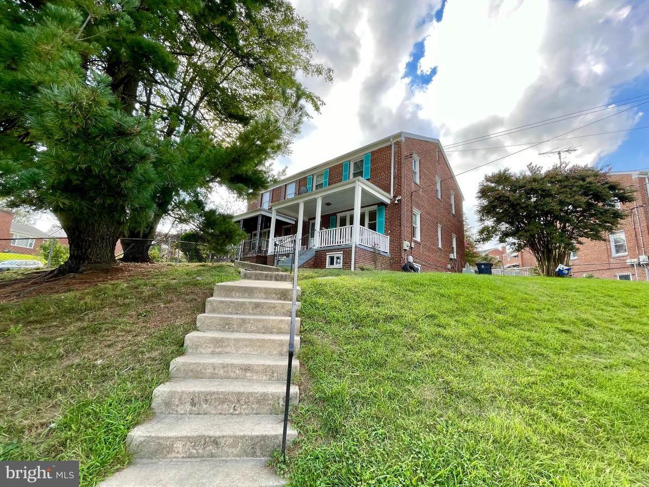 4109 Lyons Street - Photo 1