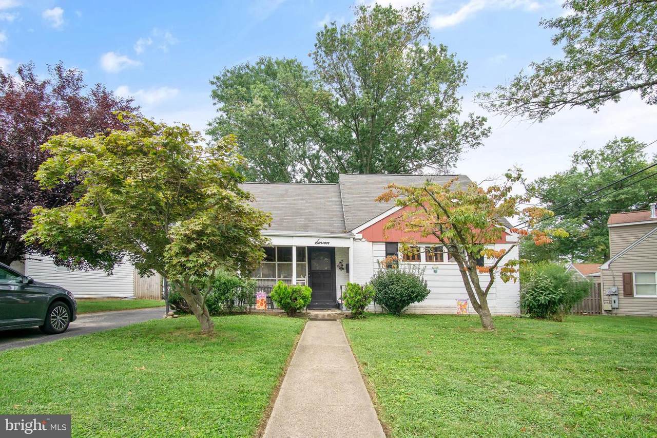 7 Oxford Circle - Photo 1