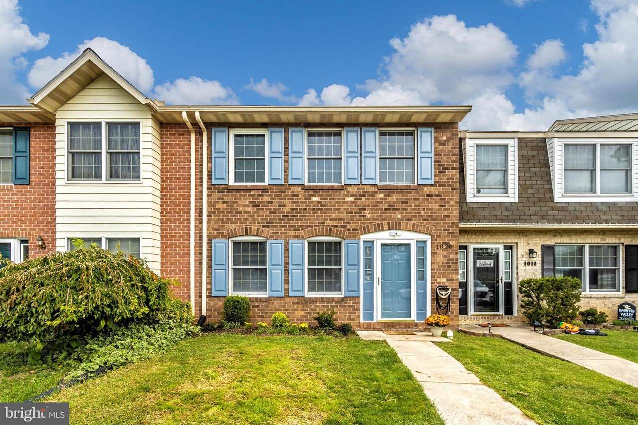 1020 Irvin Avenue - Photo 1