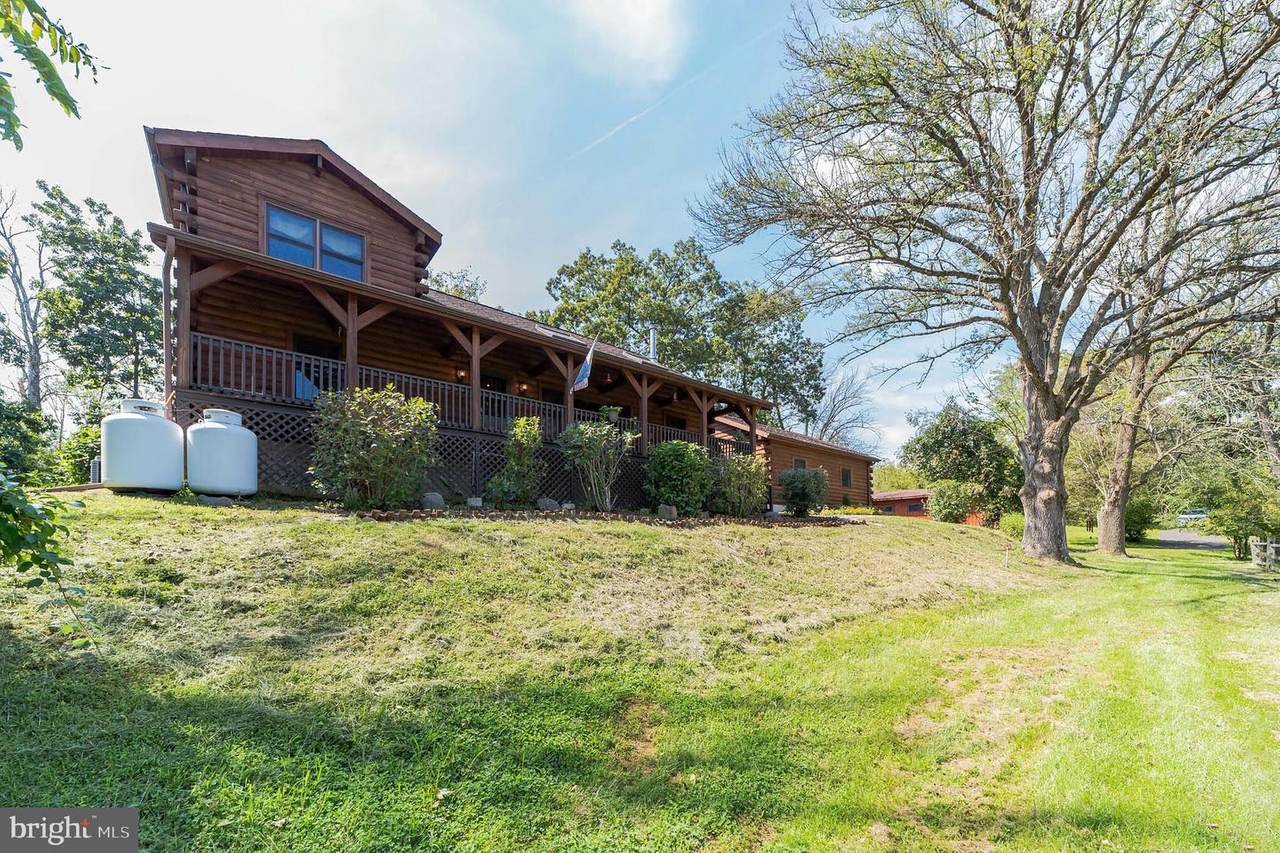 1122 Snyder Road - Photo 1
