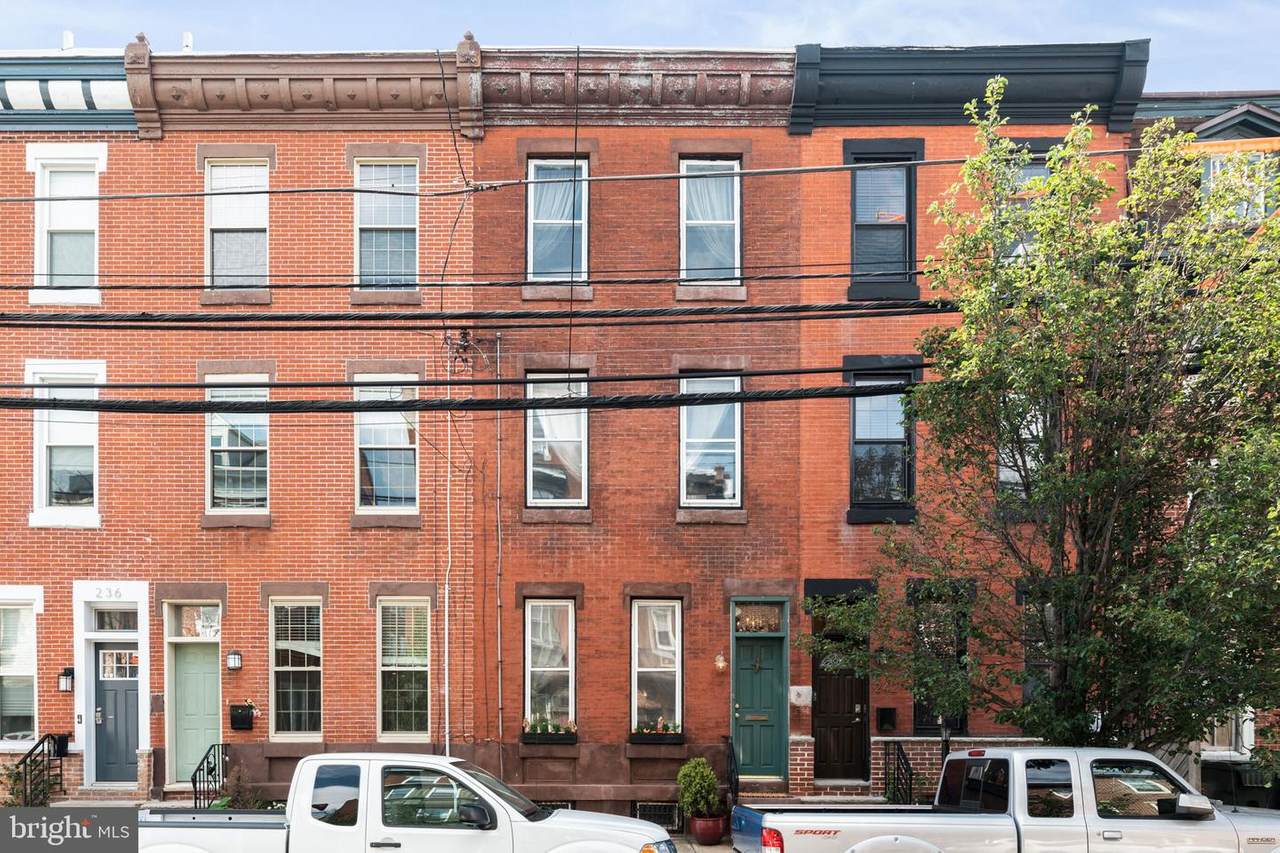240 Fairmount Avenue - Photo 1