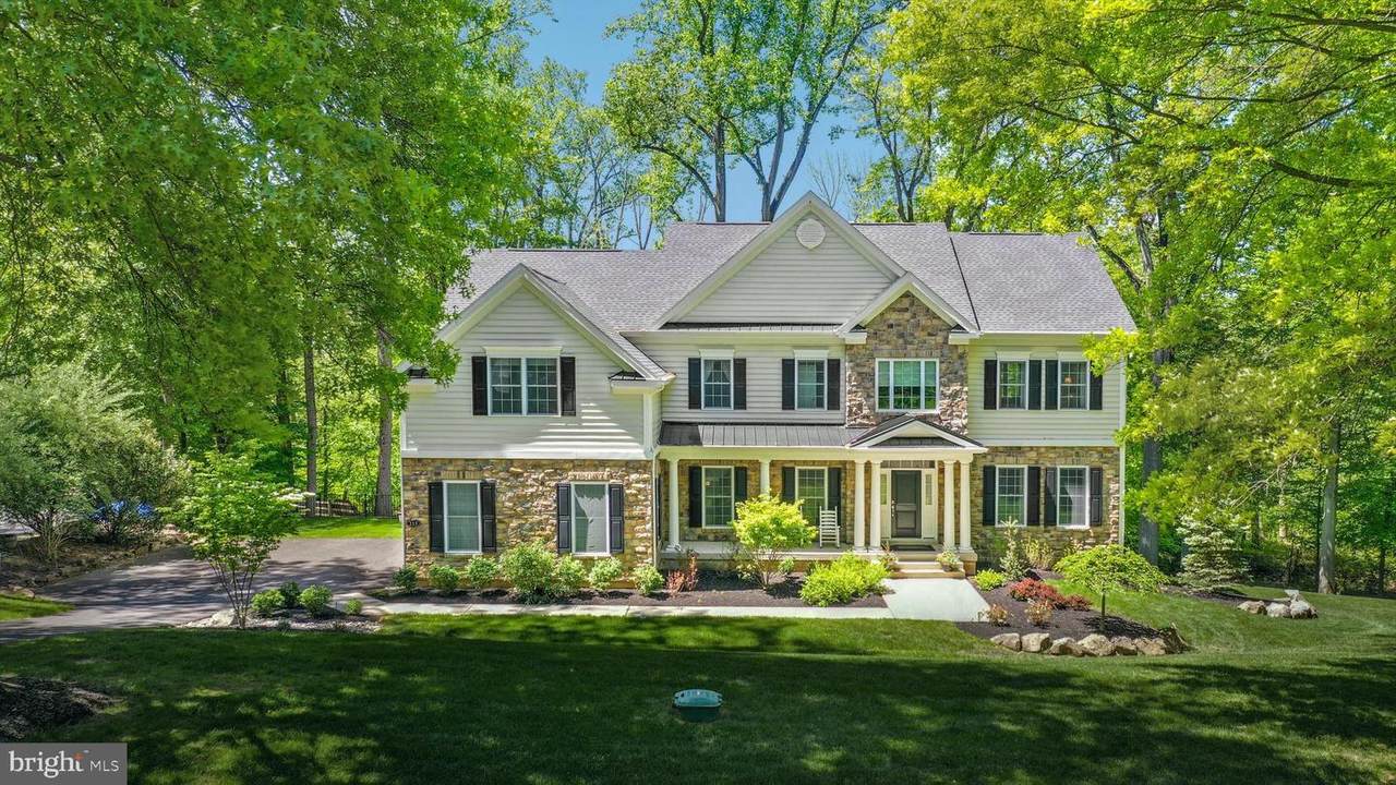 215 Patrick Drive - Photo 1