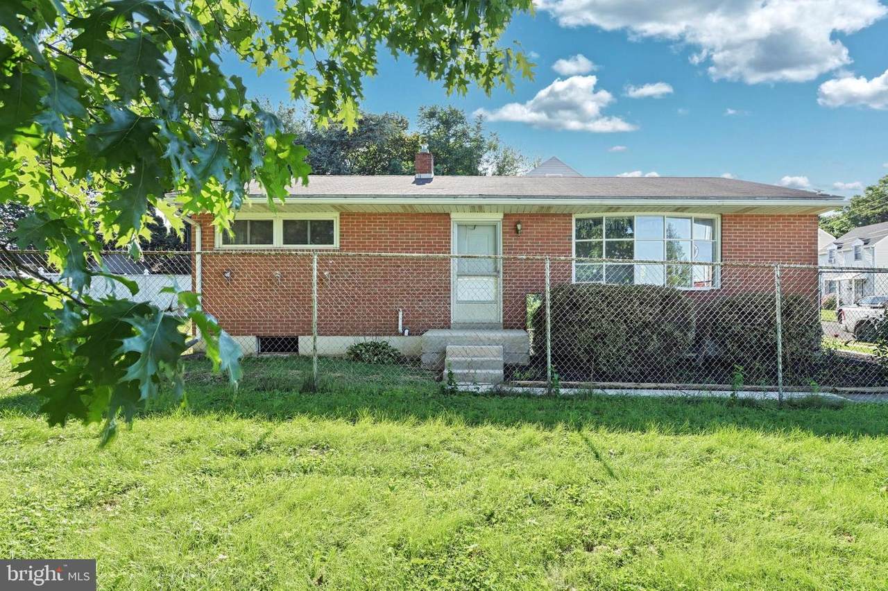 340 Harding Court - Photo 1