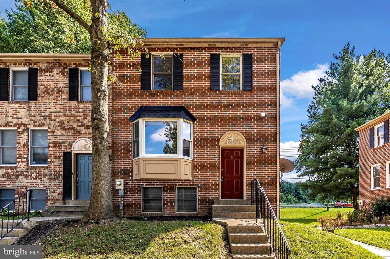 125 Adams Court - Photo 1