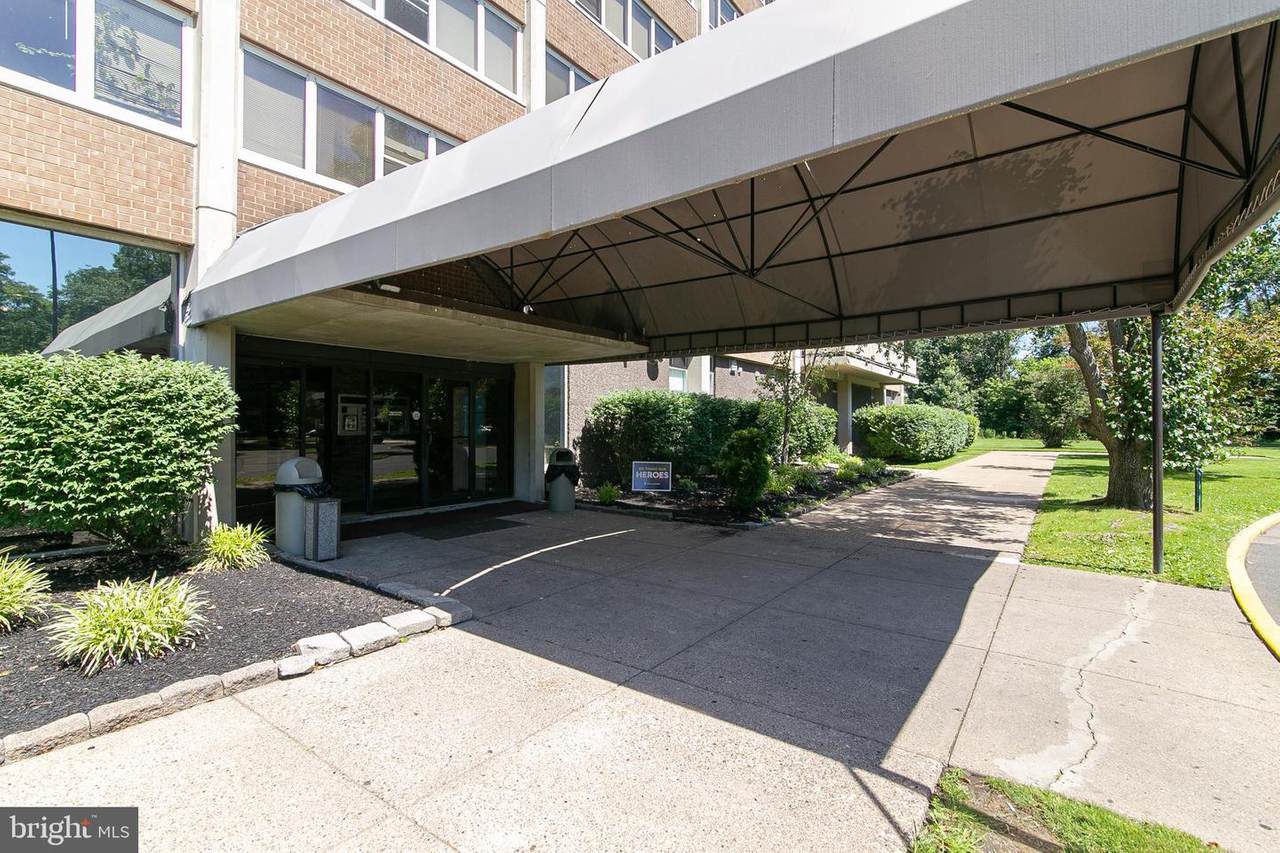 308 Barclay Towers - Photo 1