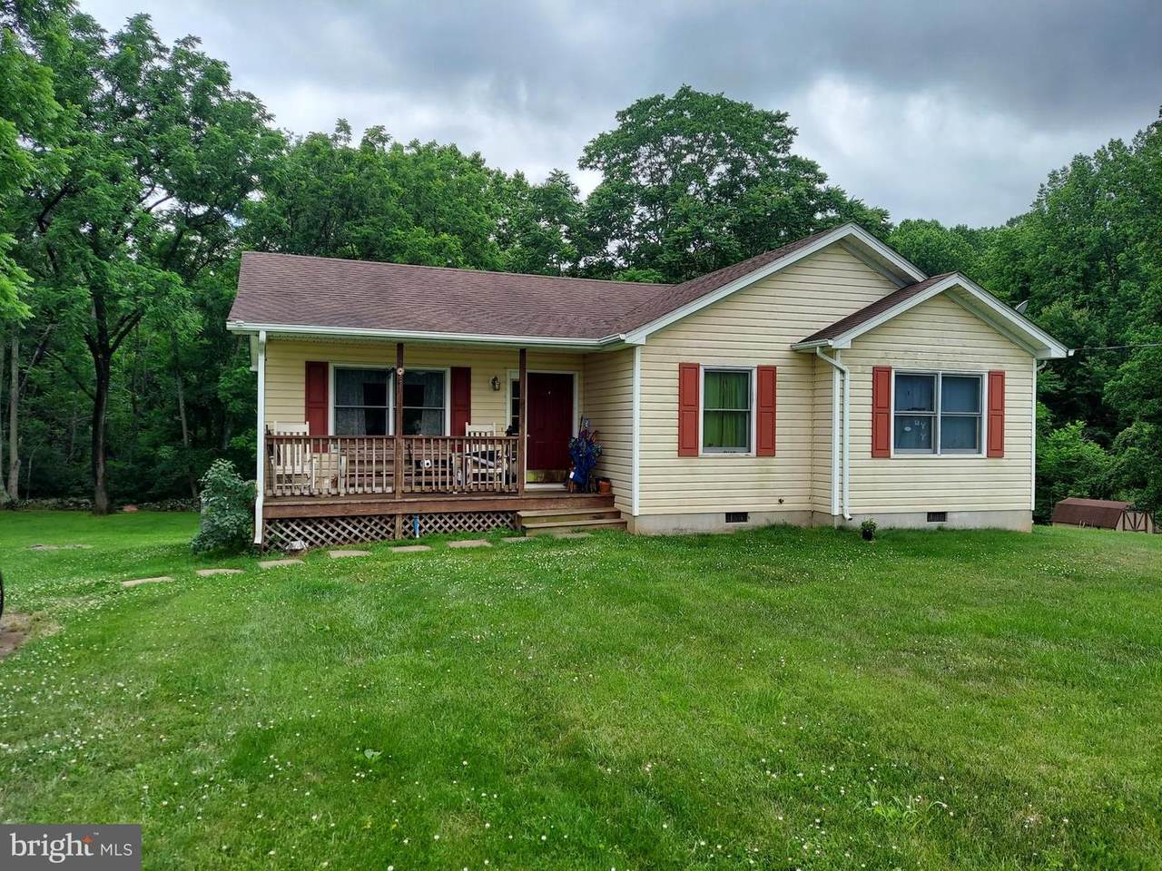 114 Maple Hill Lane - Photo 1