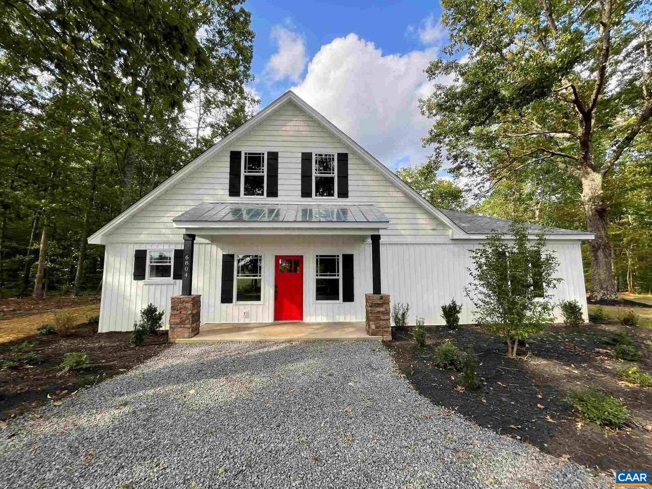 6804 Rolling Rd S - Photo 1