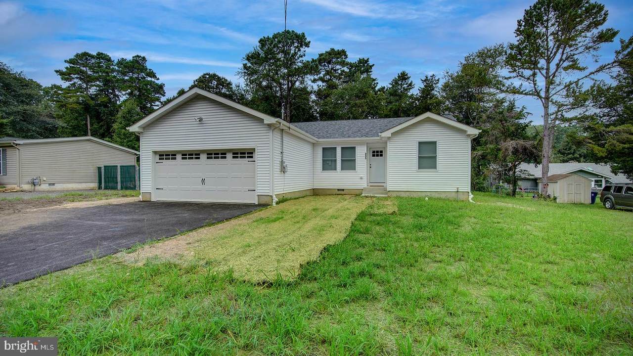 335 Center Street - Photo 1