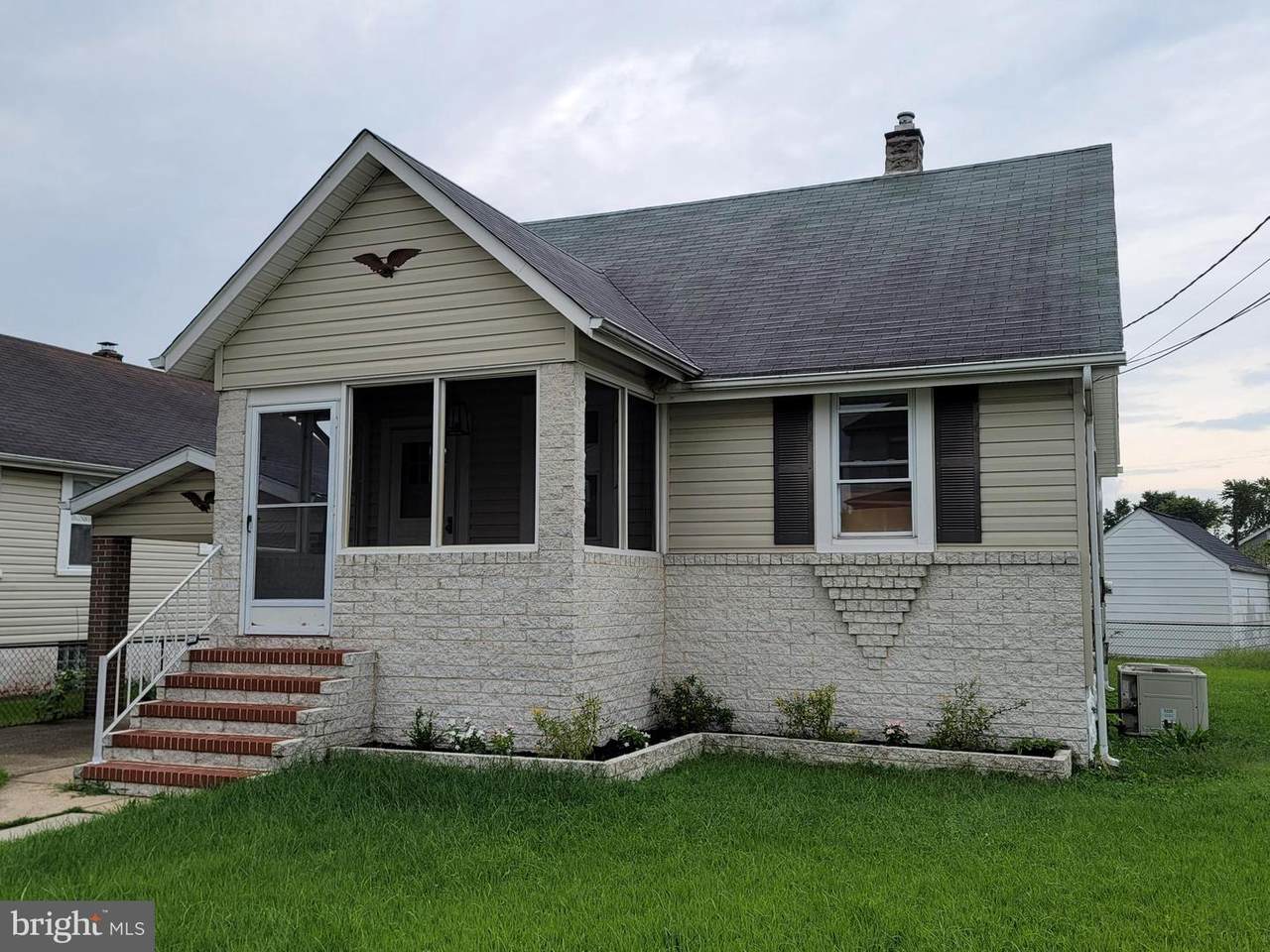 108 Bayside Drive - Photo 1