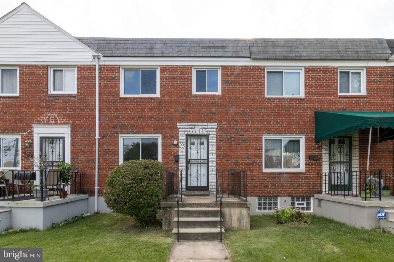 7704 Hillsway Avenue - Photo 1