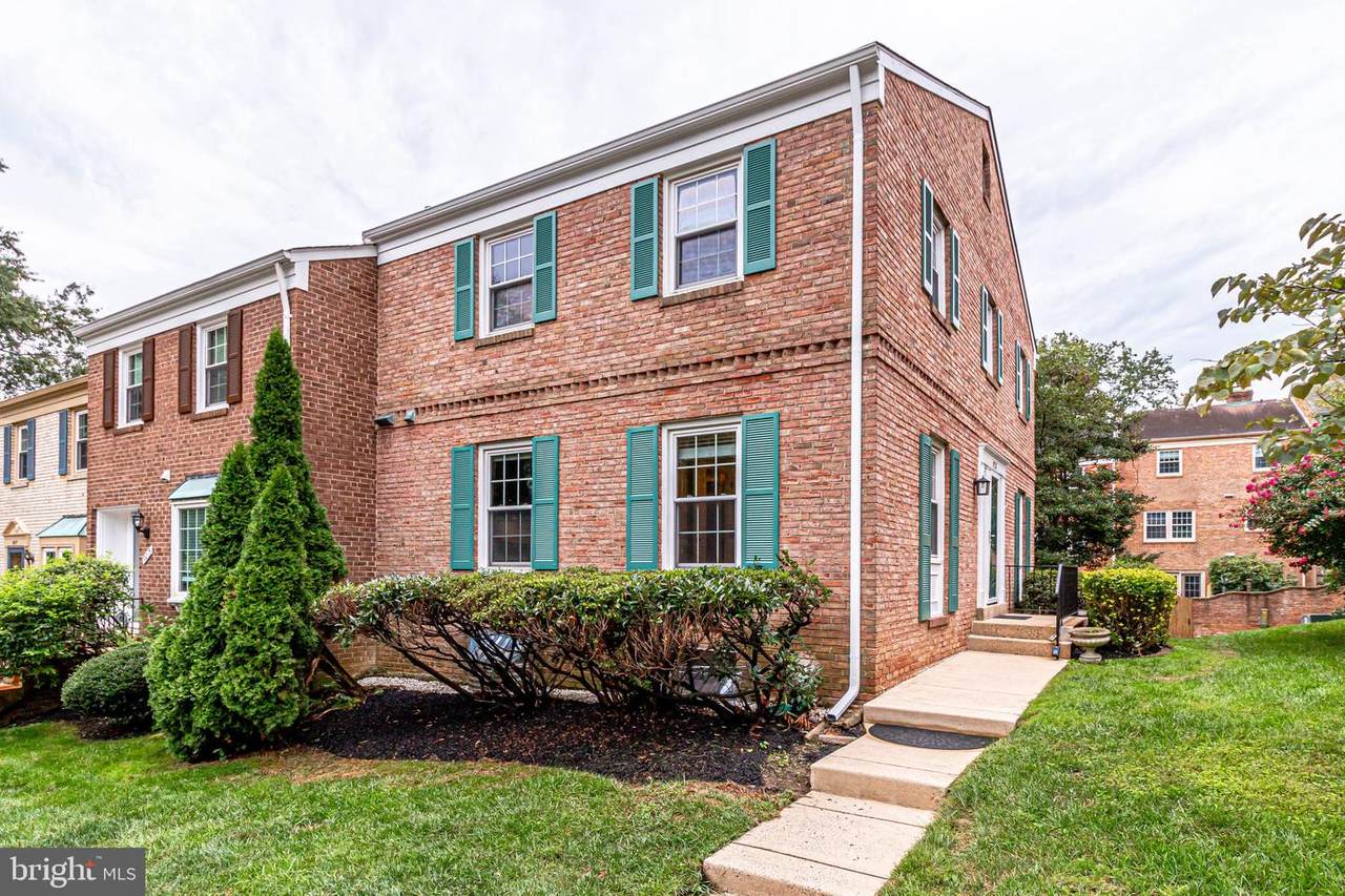 9213 Bailey Lane - Photo 1