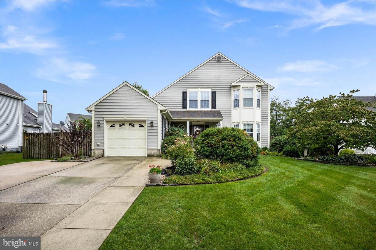 15 Winterset Lane - Photo 1