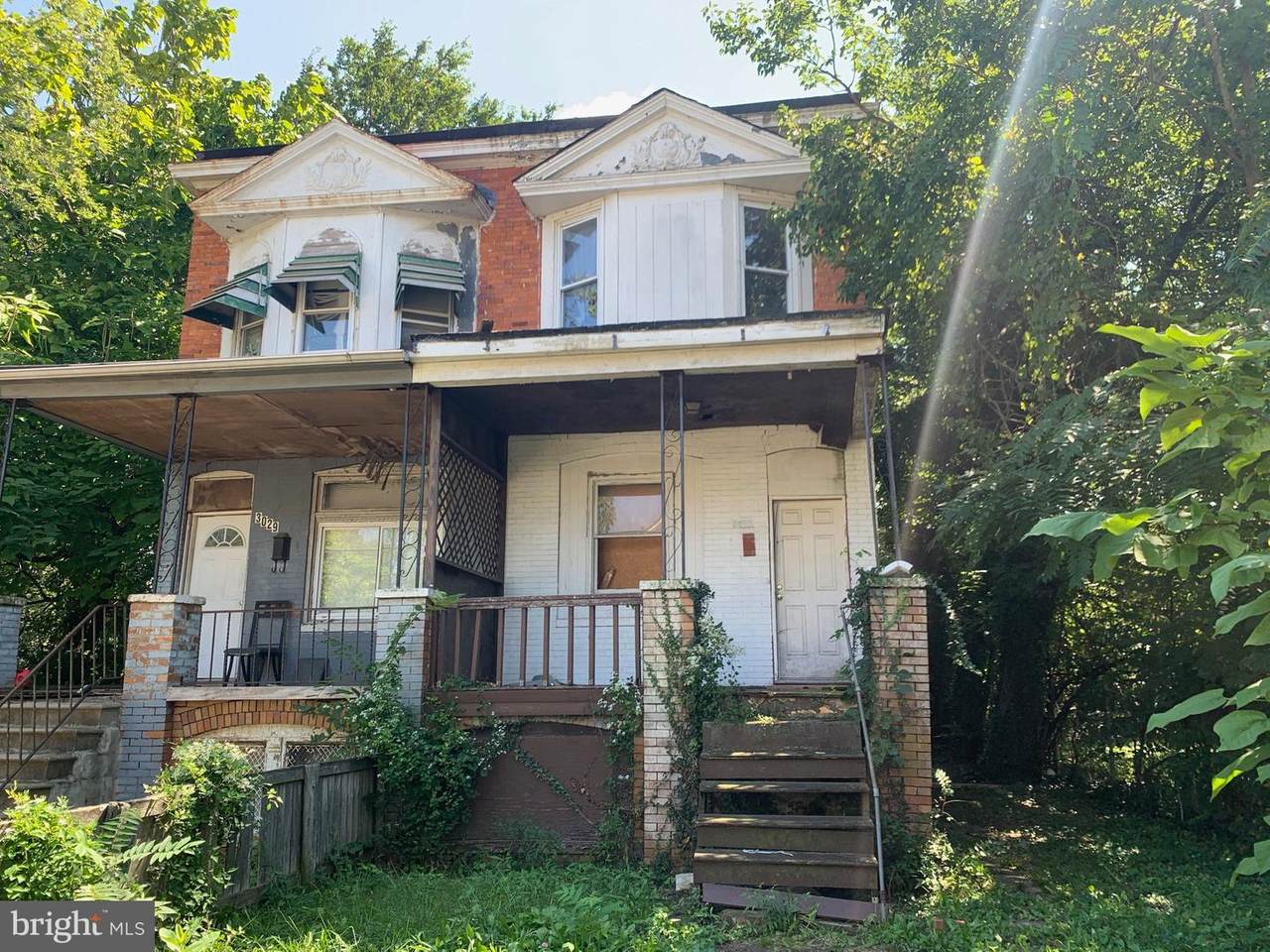 3029 Oakley Avenue - Photo 1