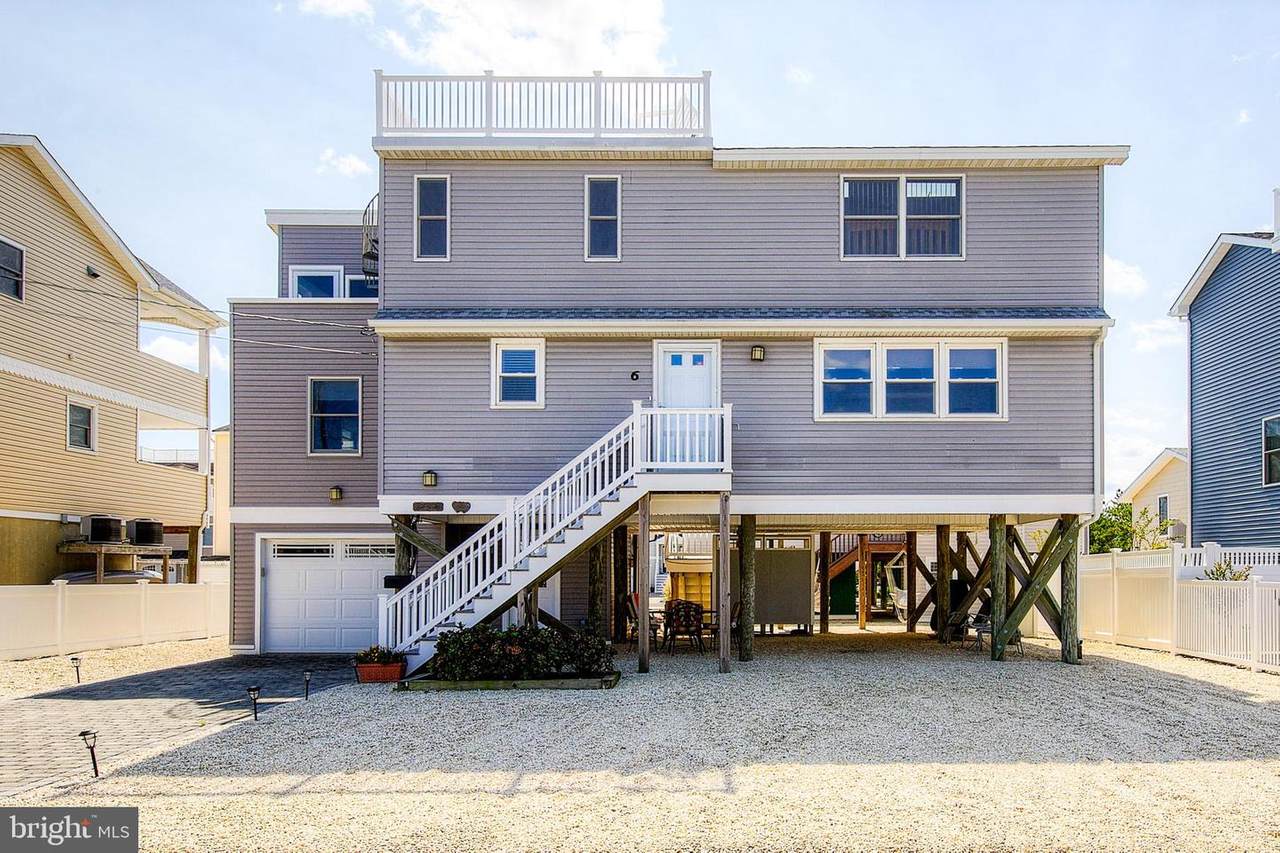 6 Lavenia Avenue - Photo 1