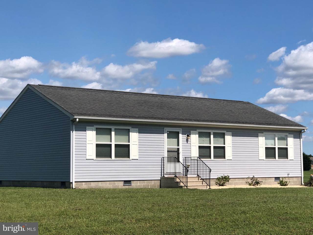 11227 Greg Avenue - Photo 1