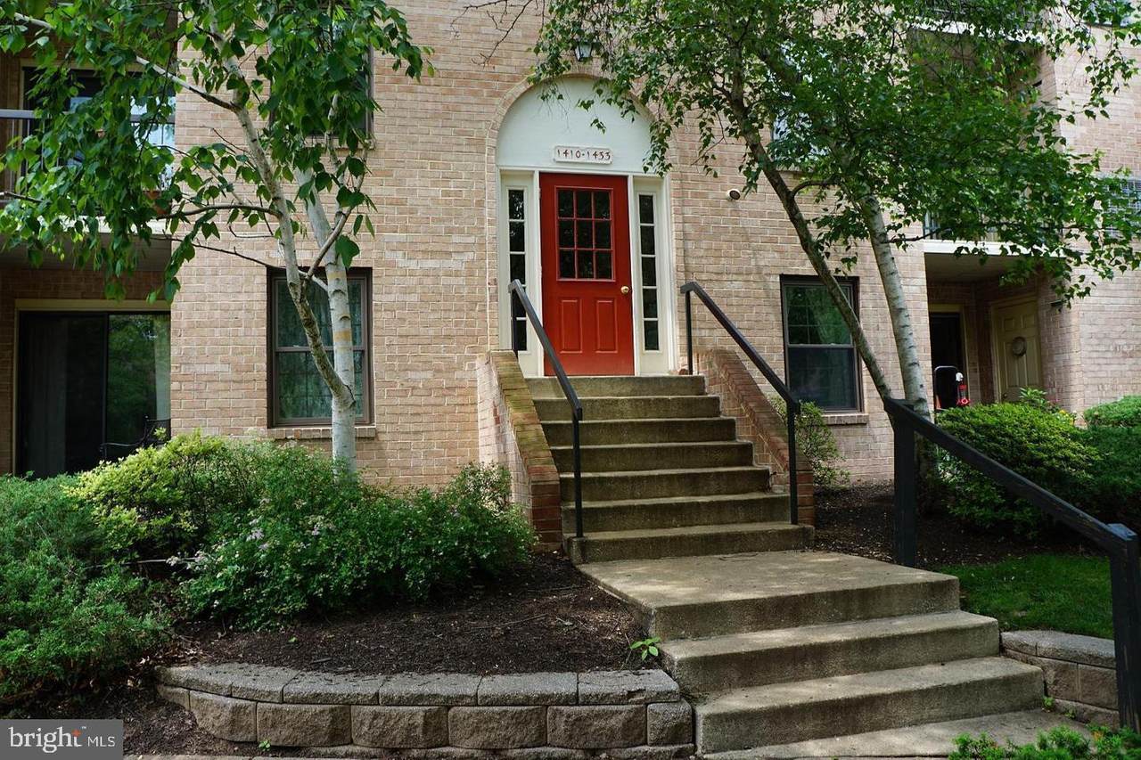 313 Washington Place - Photo 1