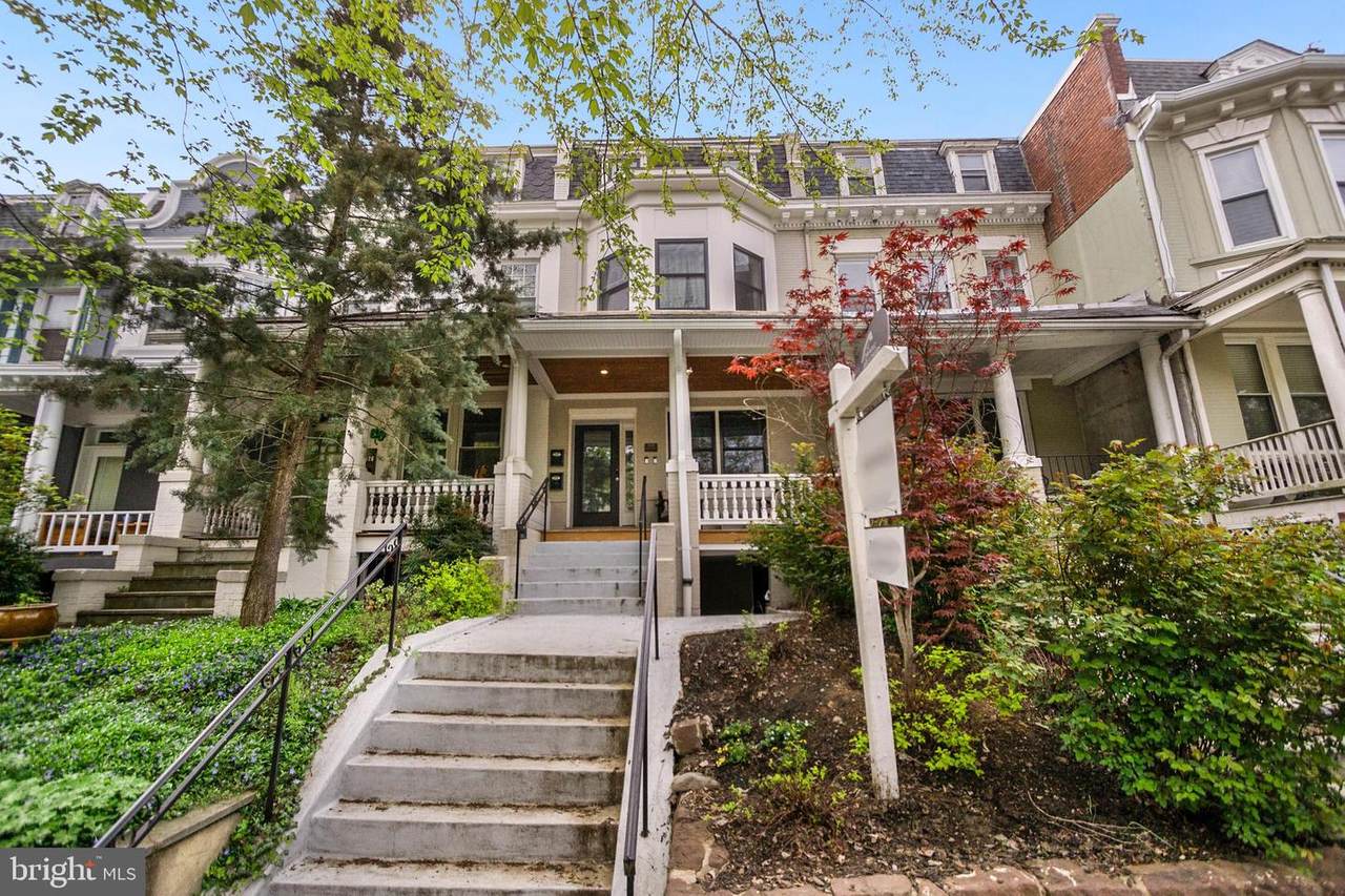 1828 Ontario Place - Photo 1