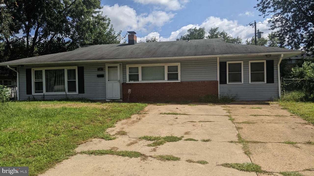 10 Mercer Drive - Photo 1