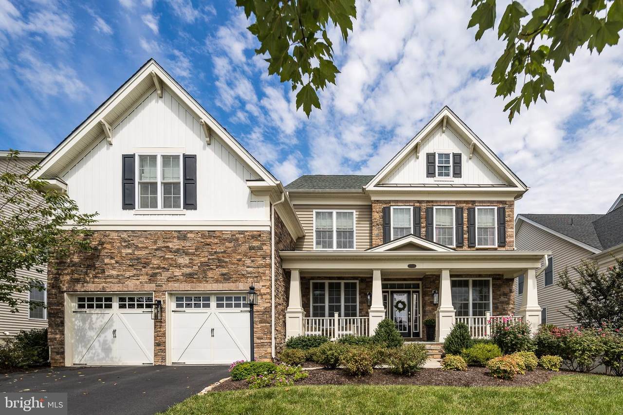15934 Paynes Farm Drive - Photo 1