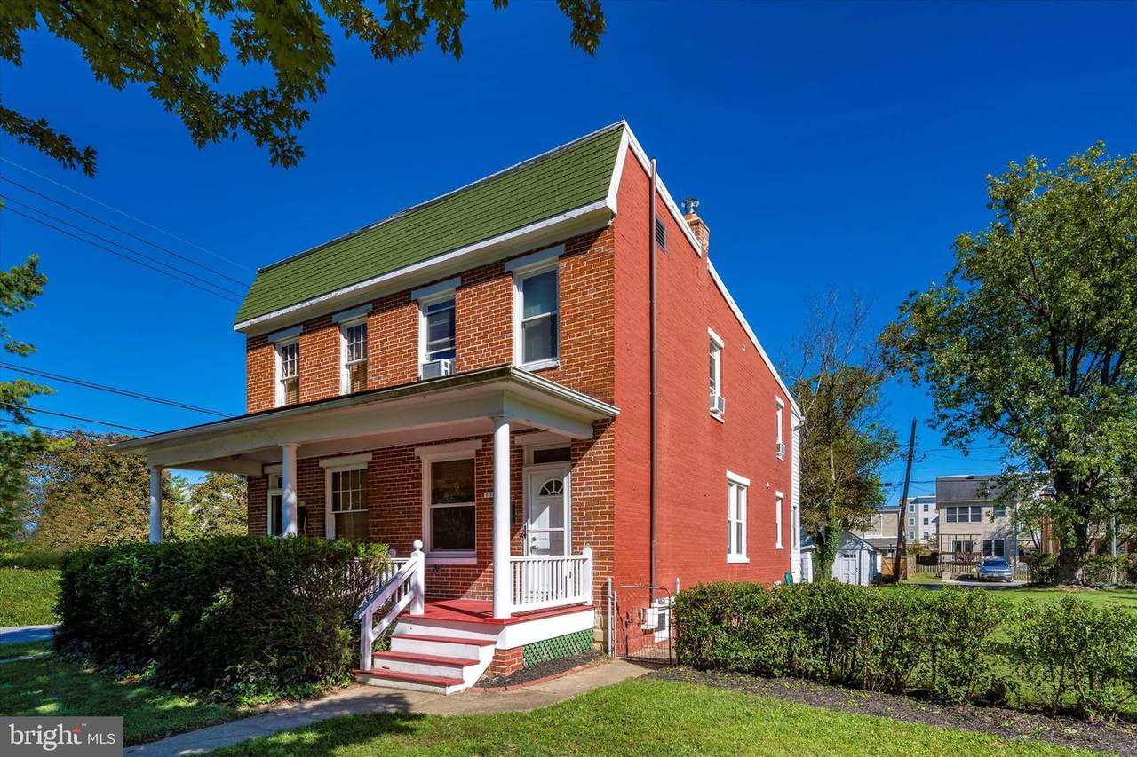830 Trail Avenue - Photo 1
