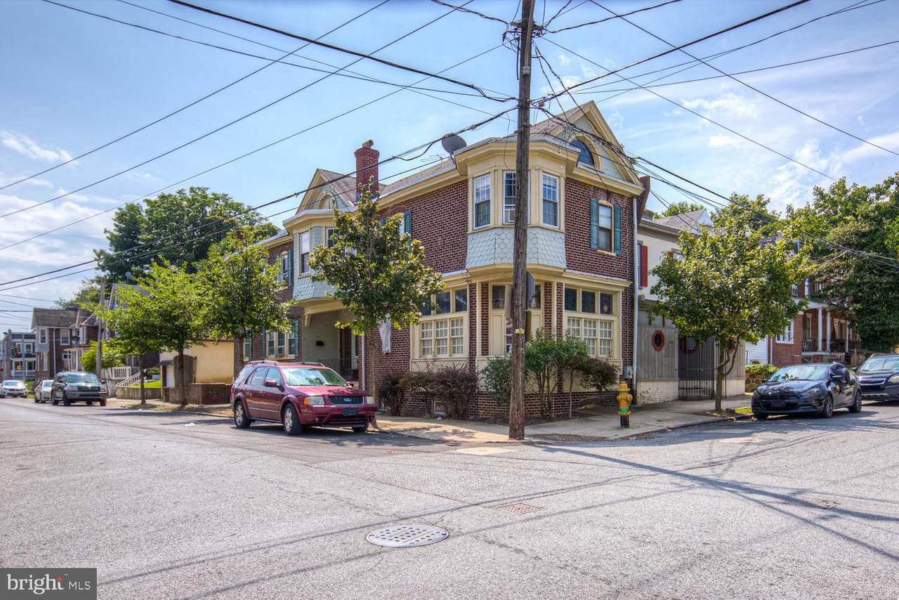 2320 Jefferson Street - Photo 1