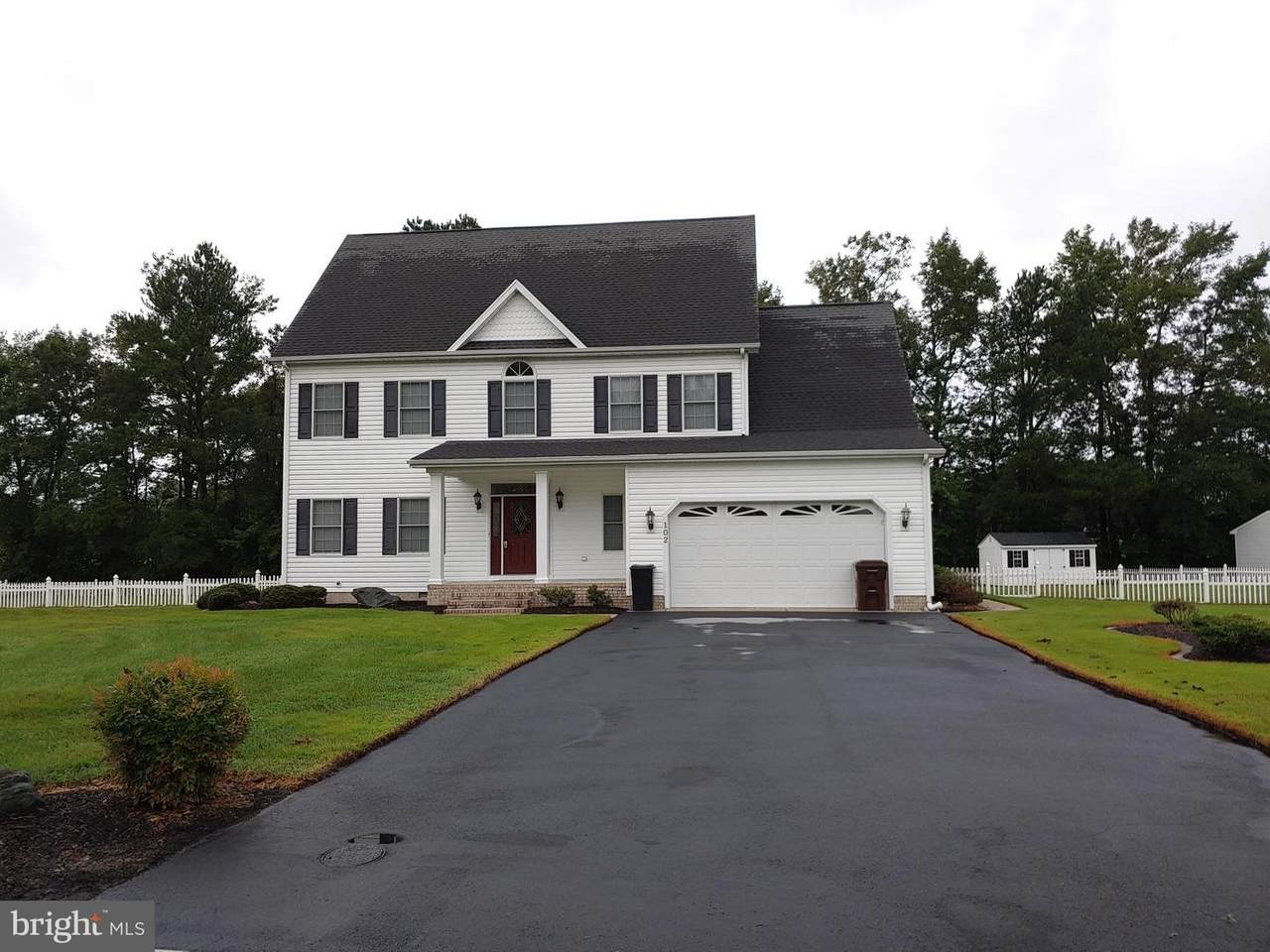 102 Misty Court - Photo 1