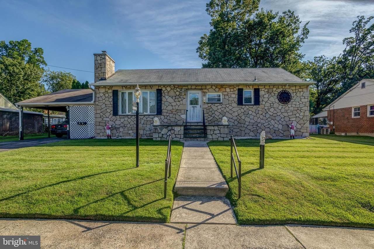410 Sylvania Avenue - Photo 1