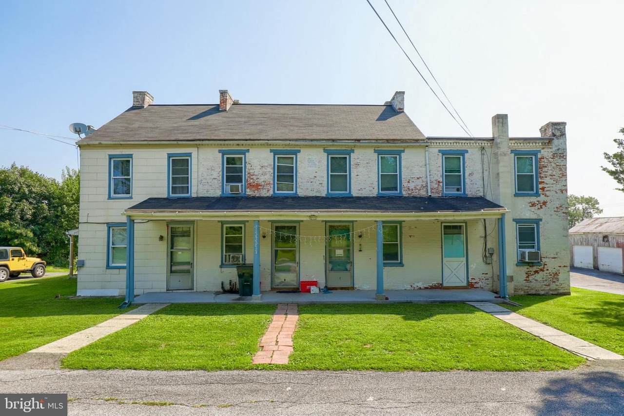 855 Pearl Avenue - Photo 1