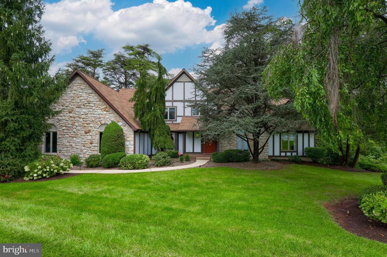 2 Fox Chase Drive - Photo 1