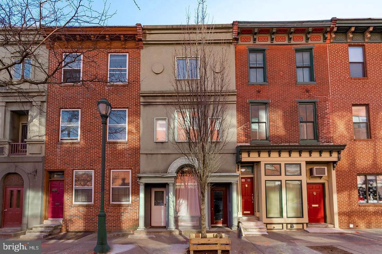 2116 South Street - Photo 1