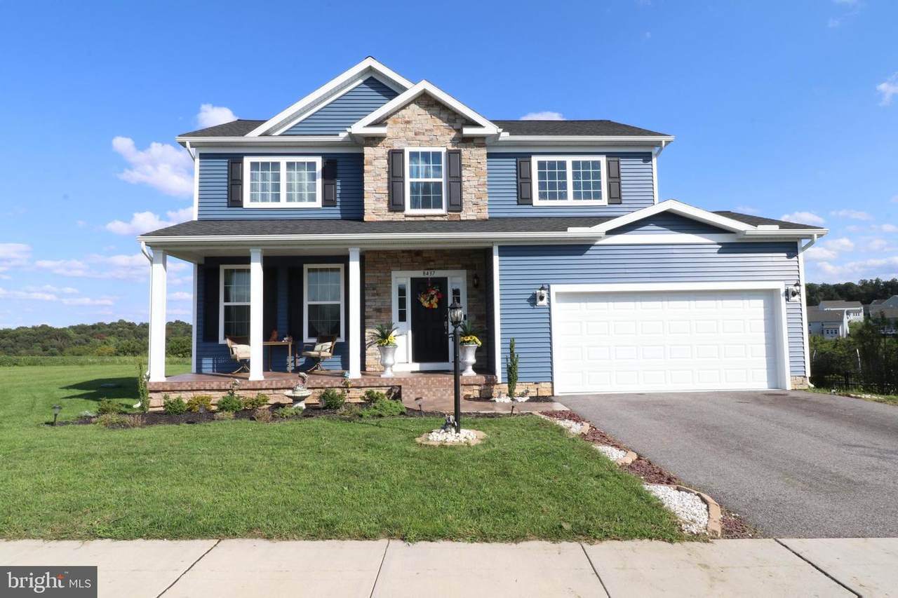 8437 Diamond Run Court - Photo 1