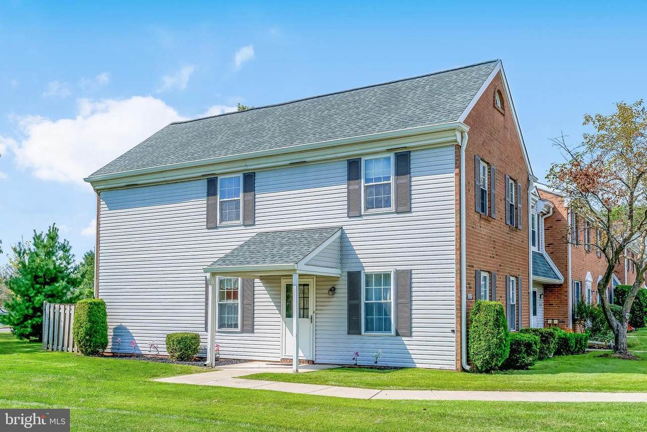 317 Christopher Court - Photo 1