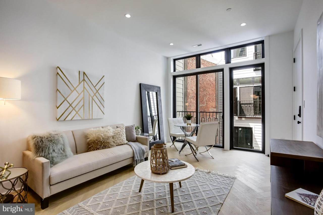 1462 Chapin Street - Photo 1