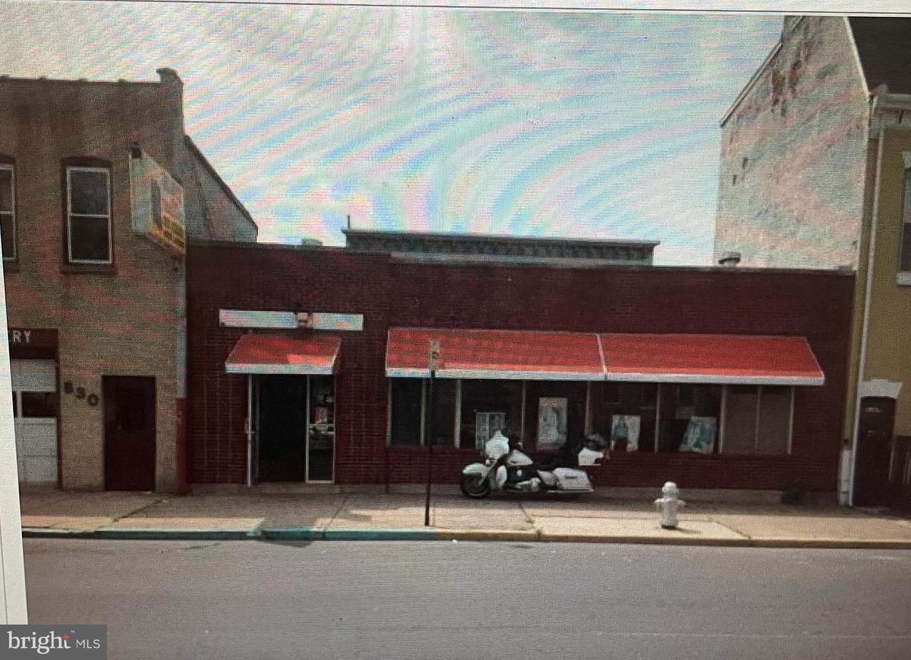 832 8TH Street - Photo 1