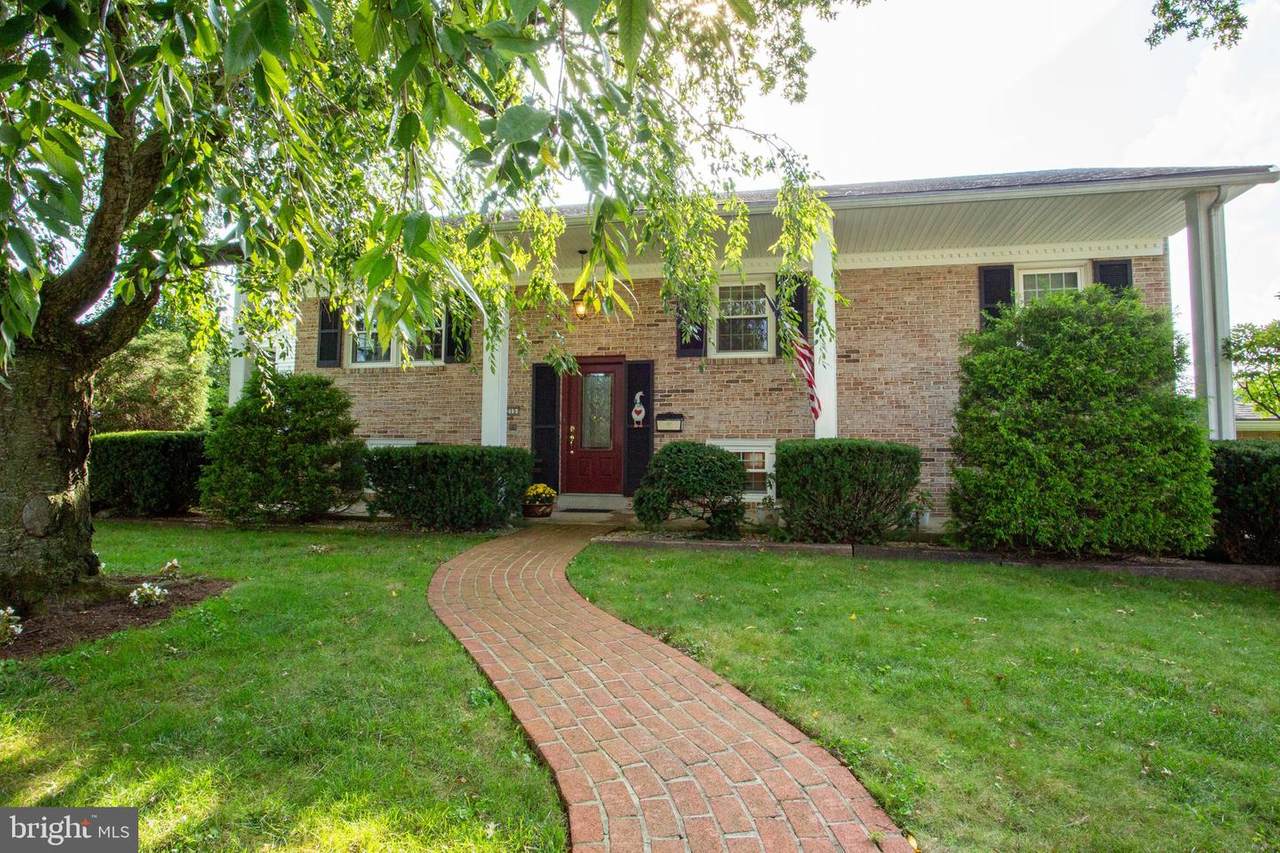 215 Fulton Street - Photo 1