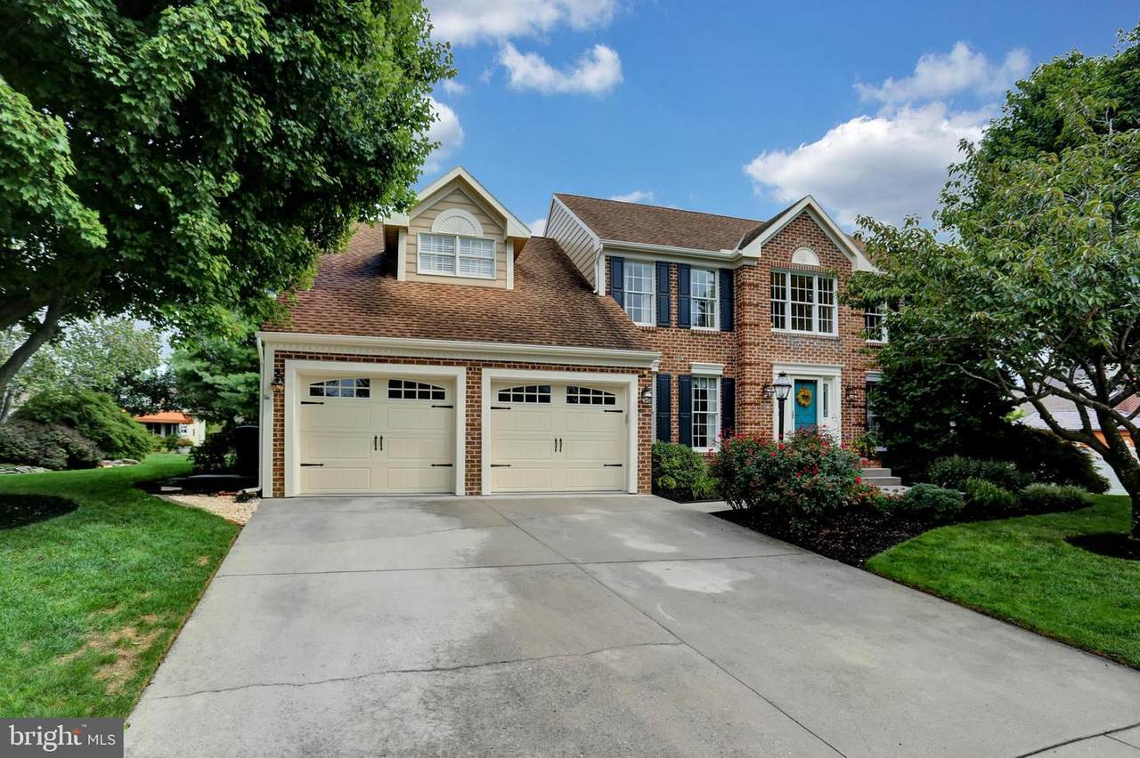 403 Redcoat Court - Photo 1