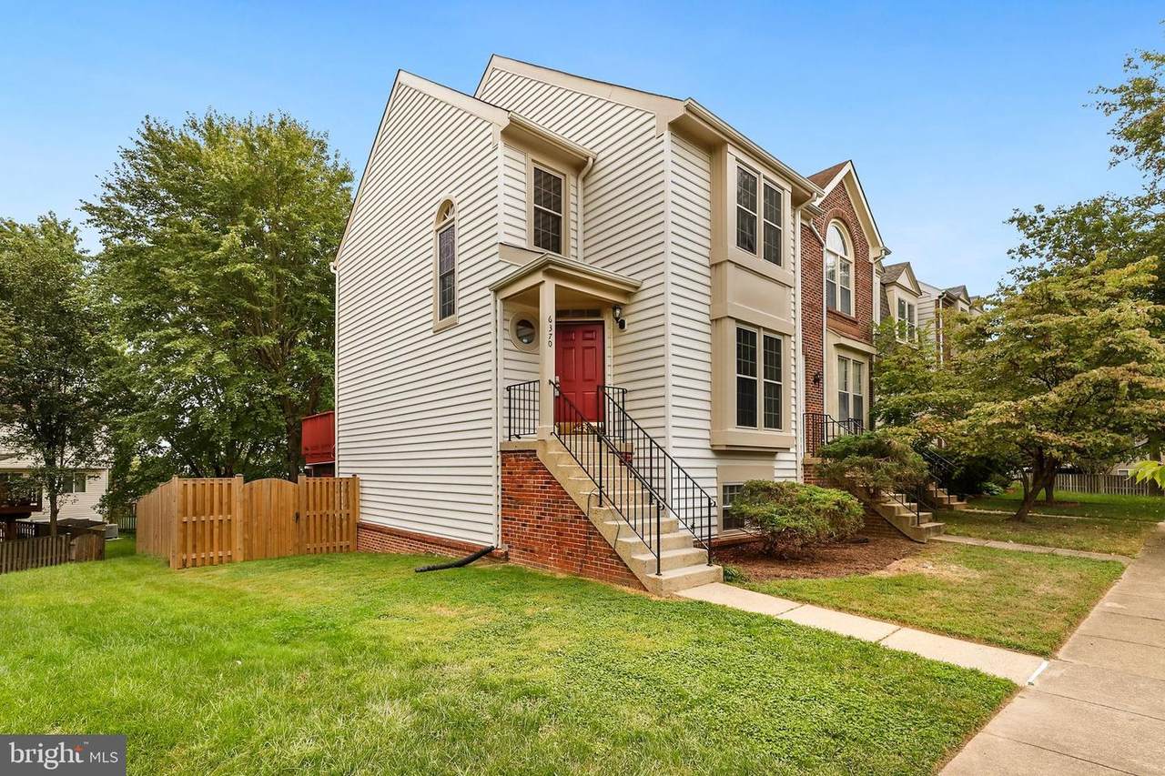 6370 Palmetto Place - Photo 1