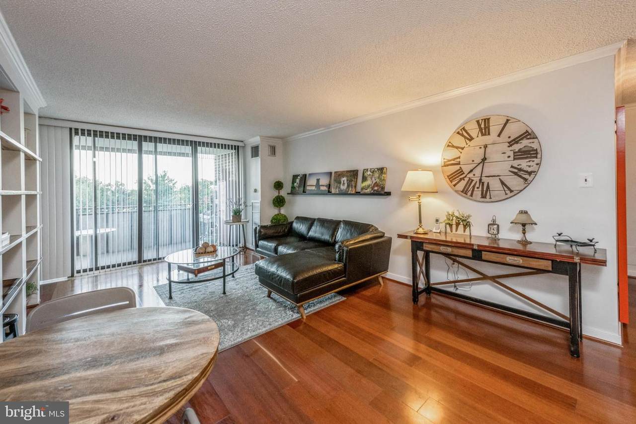 250 Reynolds Street - Photo 1