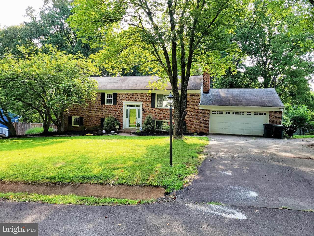 7039 Executive Court - Photo 1