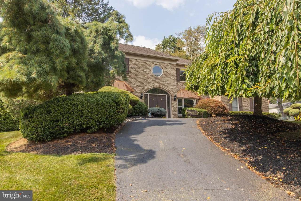 1357 Lexington Drive - Photo 1