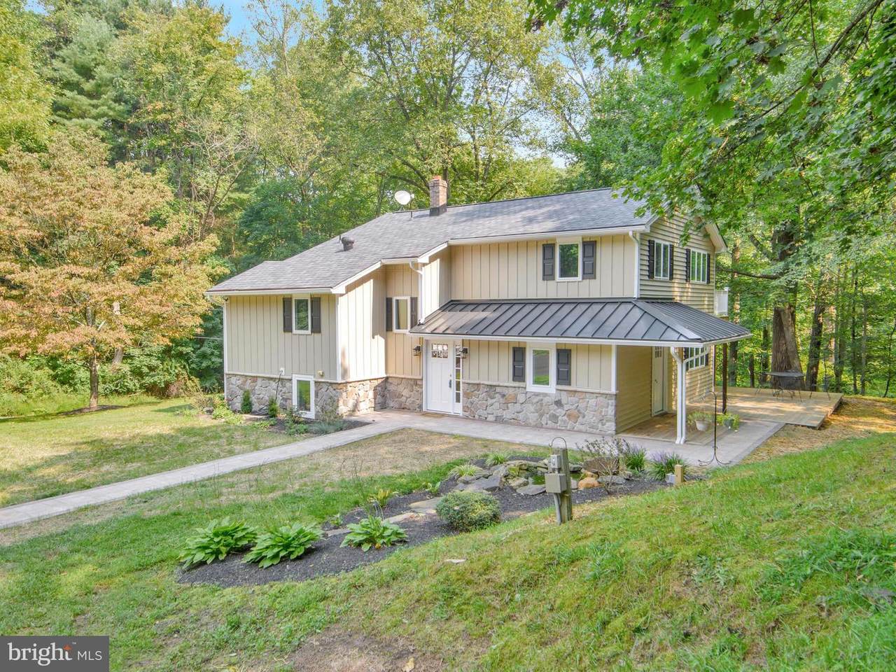 143 London Tract Road - Photo 1