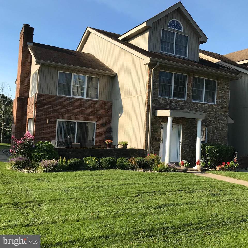 3001 Chestnut Unit K97 Avenue - Photo 1