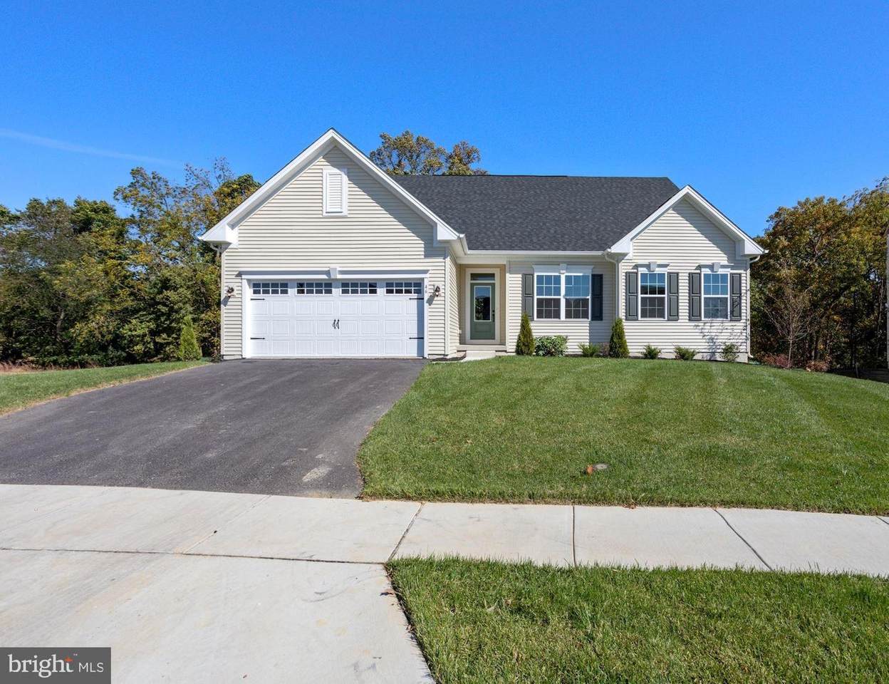 210 Chadsworth Way - Photo 1