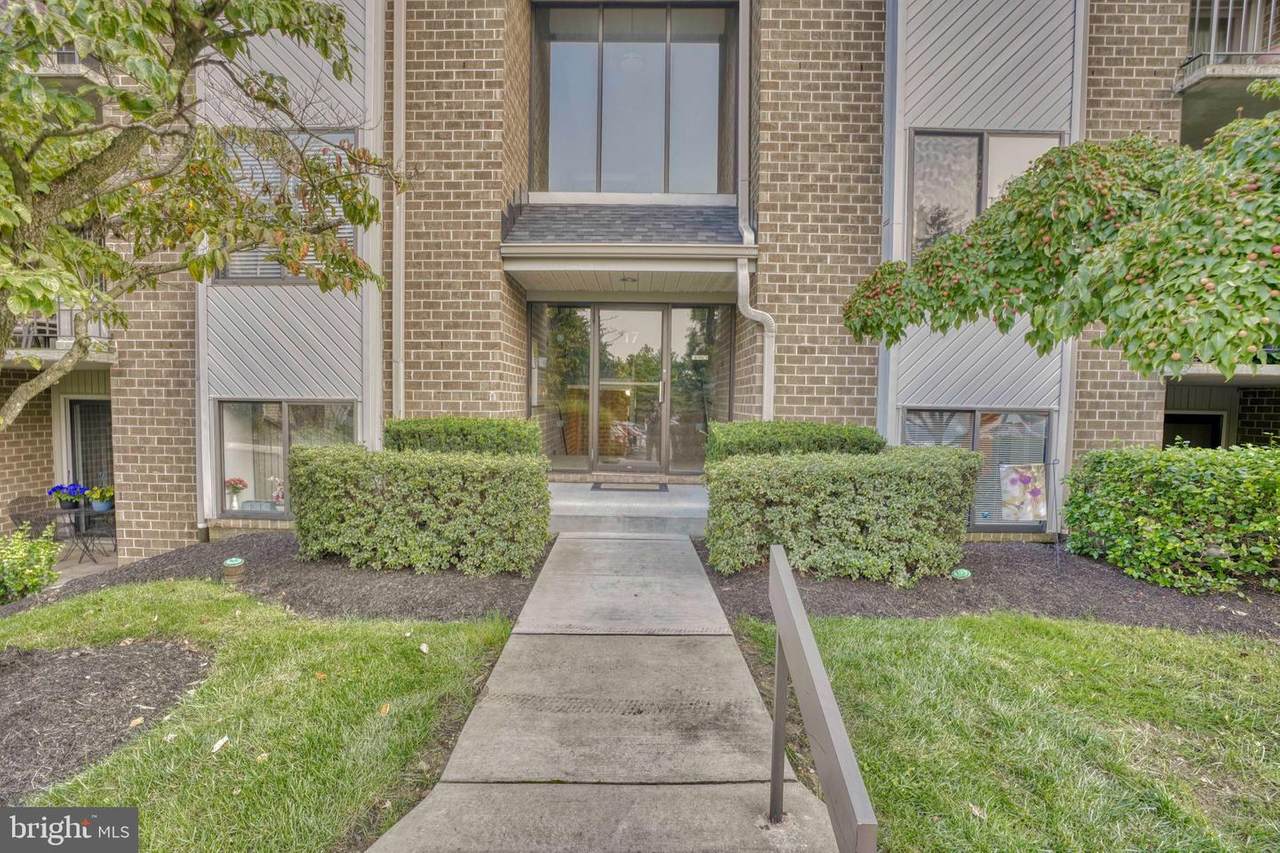 17 Glenamoy Ct - Photo 1