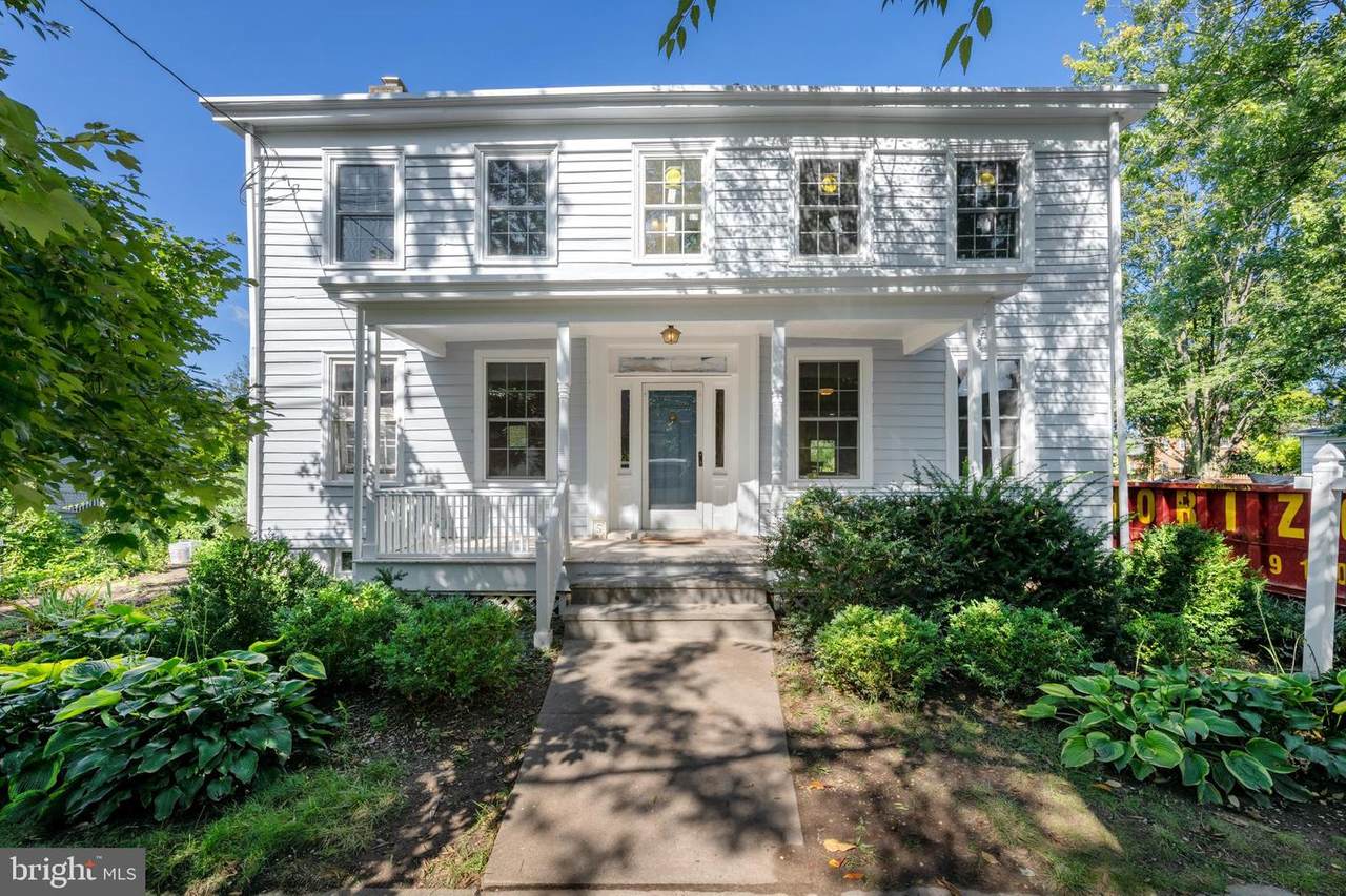 5 Maplewood Avenue - Photo 1