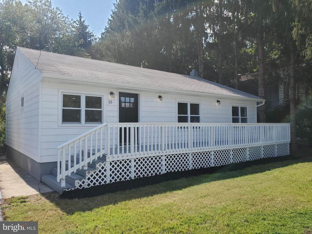15 Lafayette Road - Photo 1