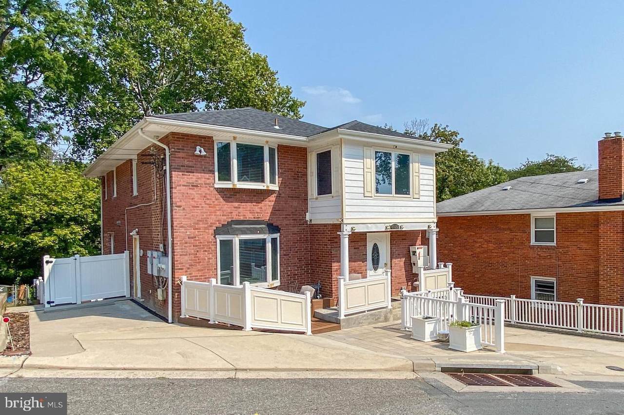 4145 21ST Road - Photo 1